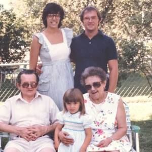 Meet your Posher, Naomi